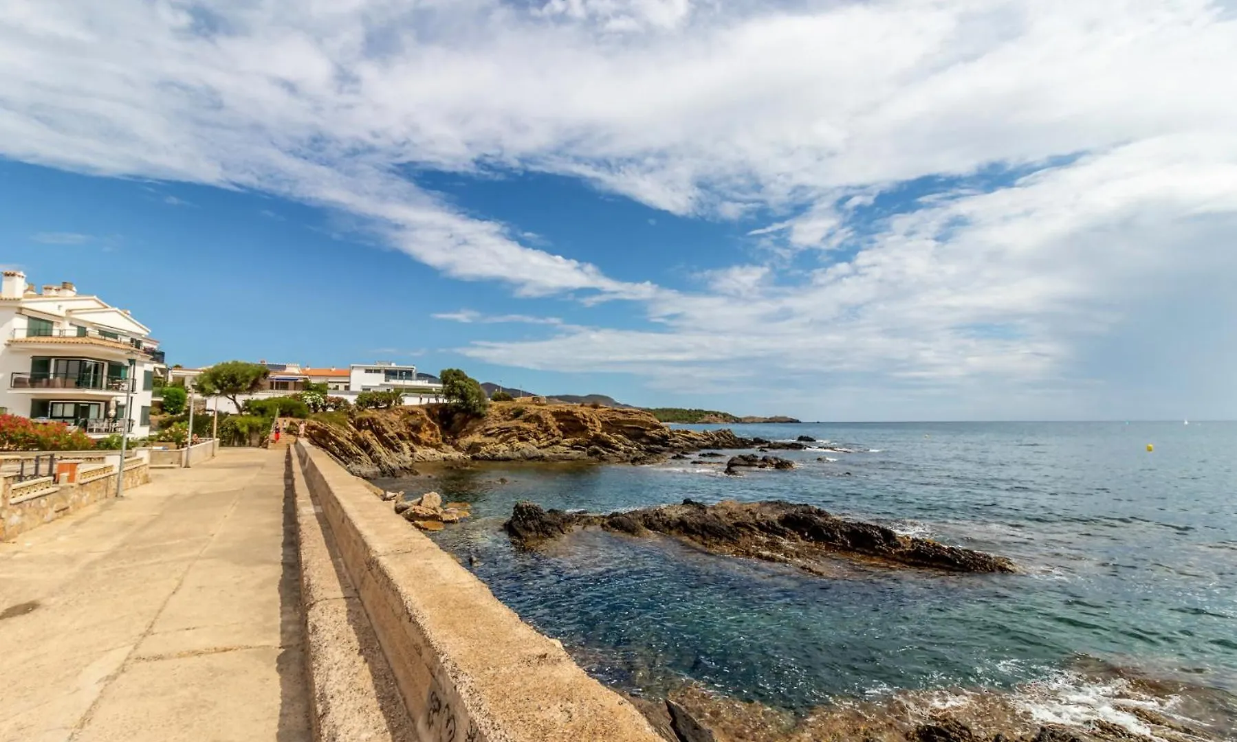 Sant Carles 26 Magnifico Apartamento Con Jardin Girona Spain