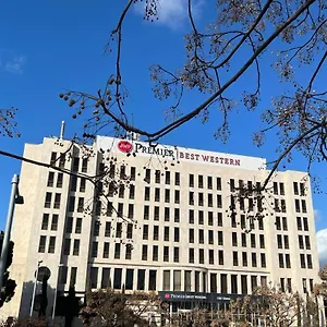 Отель Western Premier Cmc, Жирона